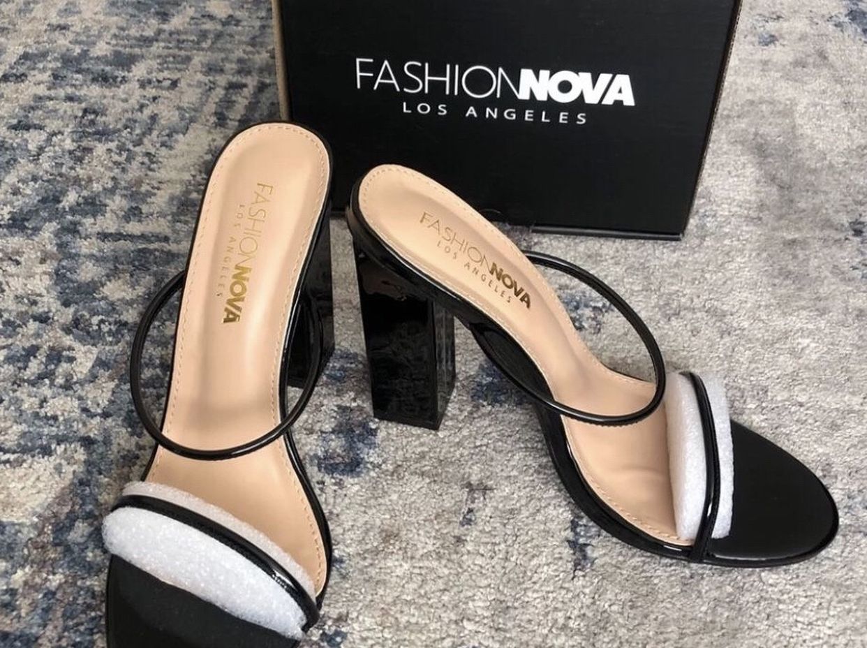 BRAND NEW Fashion Nova Heels