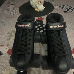Women Size 6 Riedell Roller Derby skates