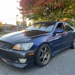 2001 Lexus IS 300