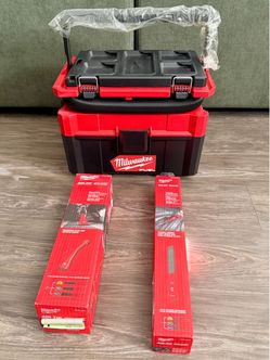 M18 FUEL PACKOUT 18-Volt Lithium-Ion Cordless 2.5 Gal. Wet/Dry Vacuum