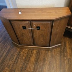 Small Entry Table/buffet