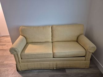 Free Ethan Allen Loveseat