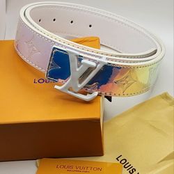 Louis Vuitton Monogram Holographic M9235 