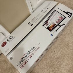 LG UltraWide Monitor 