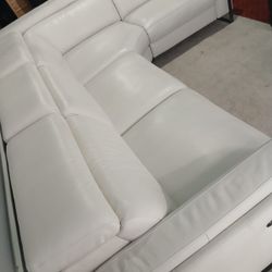SECTIONAL GENUINE LEATHER RECLINER ELECTRIC WHITE COLOR.. DELIVERY SERVICE AVAILABLE 🚚💥🚚