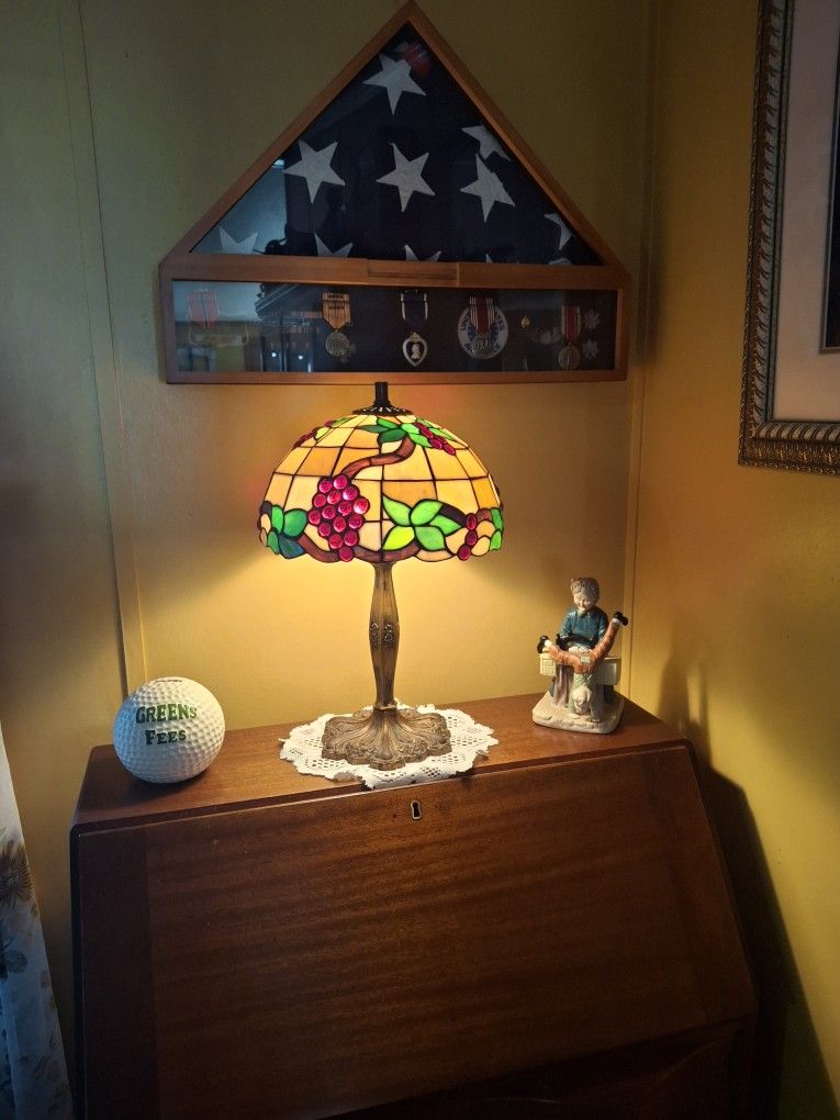 Tiffany Style Lamp