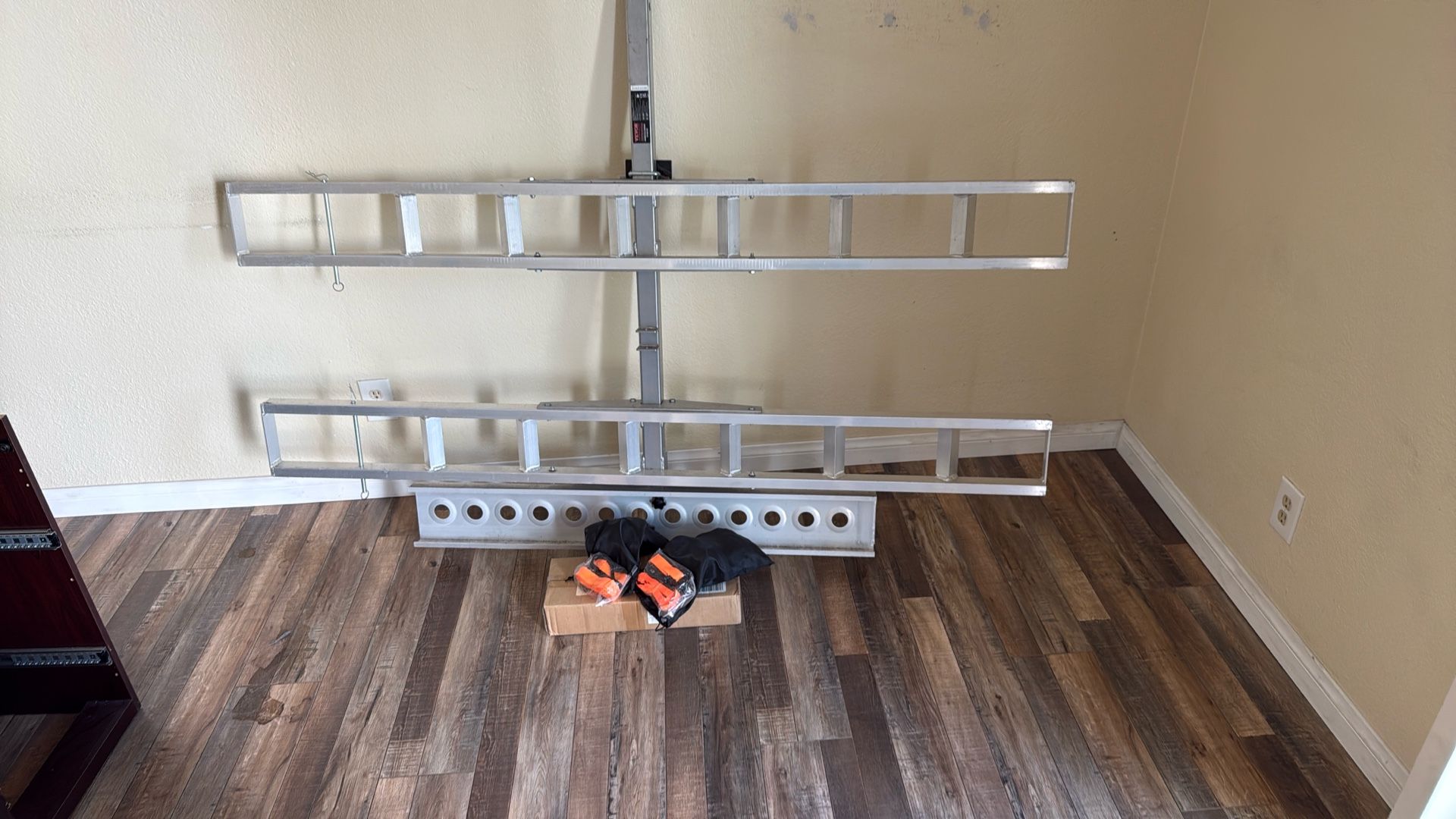 Free! 600lb Weight Limit Hitch!