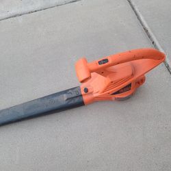 Leaf blower