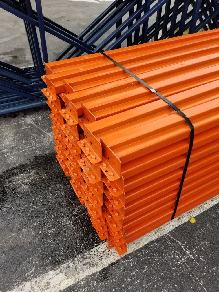 WAREHOUSE PALLETS RACKS for Sale in Miami, FL OfferUp