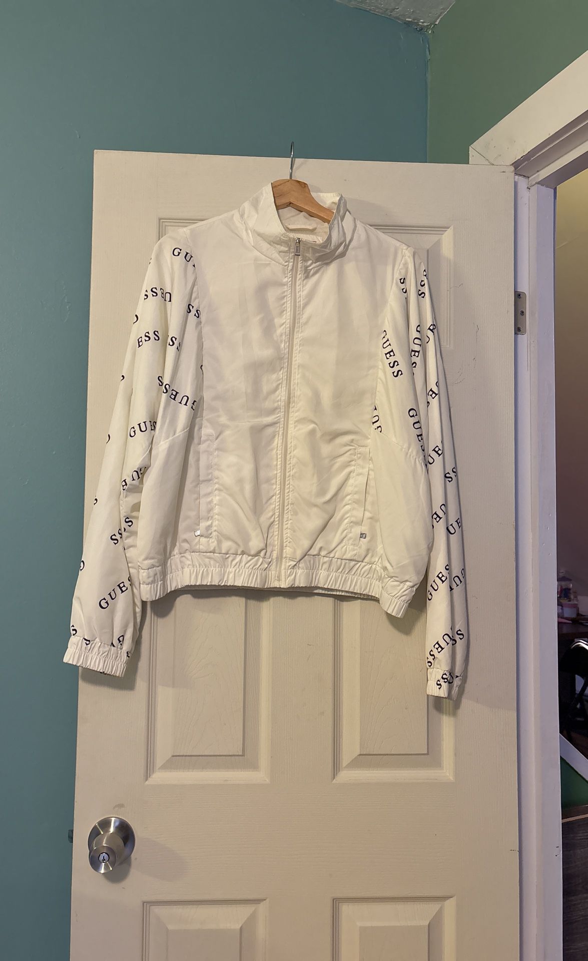 GUESS windbreaker