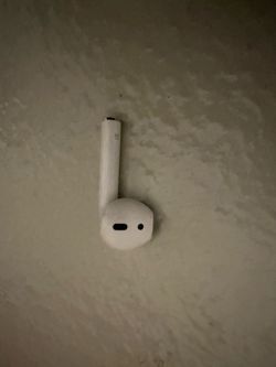 Apple AirPod Right Earbud Only