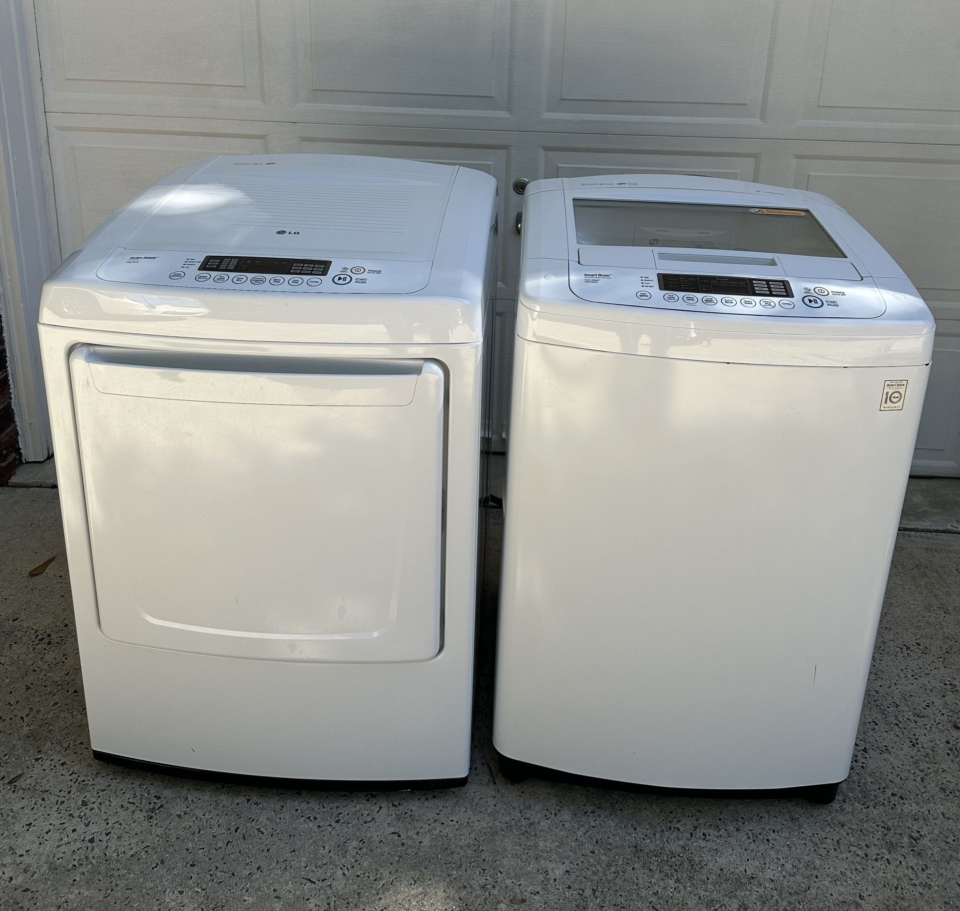 **SUPER CLEAN LG WASHER AND DRYER SET!!**