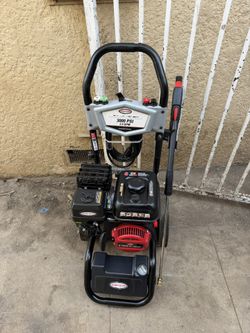 SIMPSON 3,000 PSI 2.4 GPM Gas Cold Water