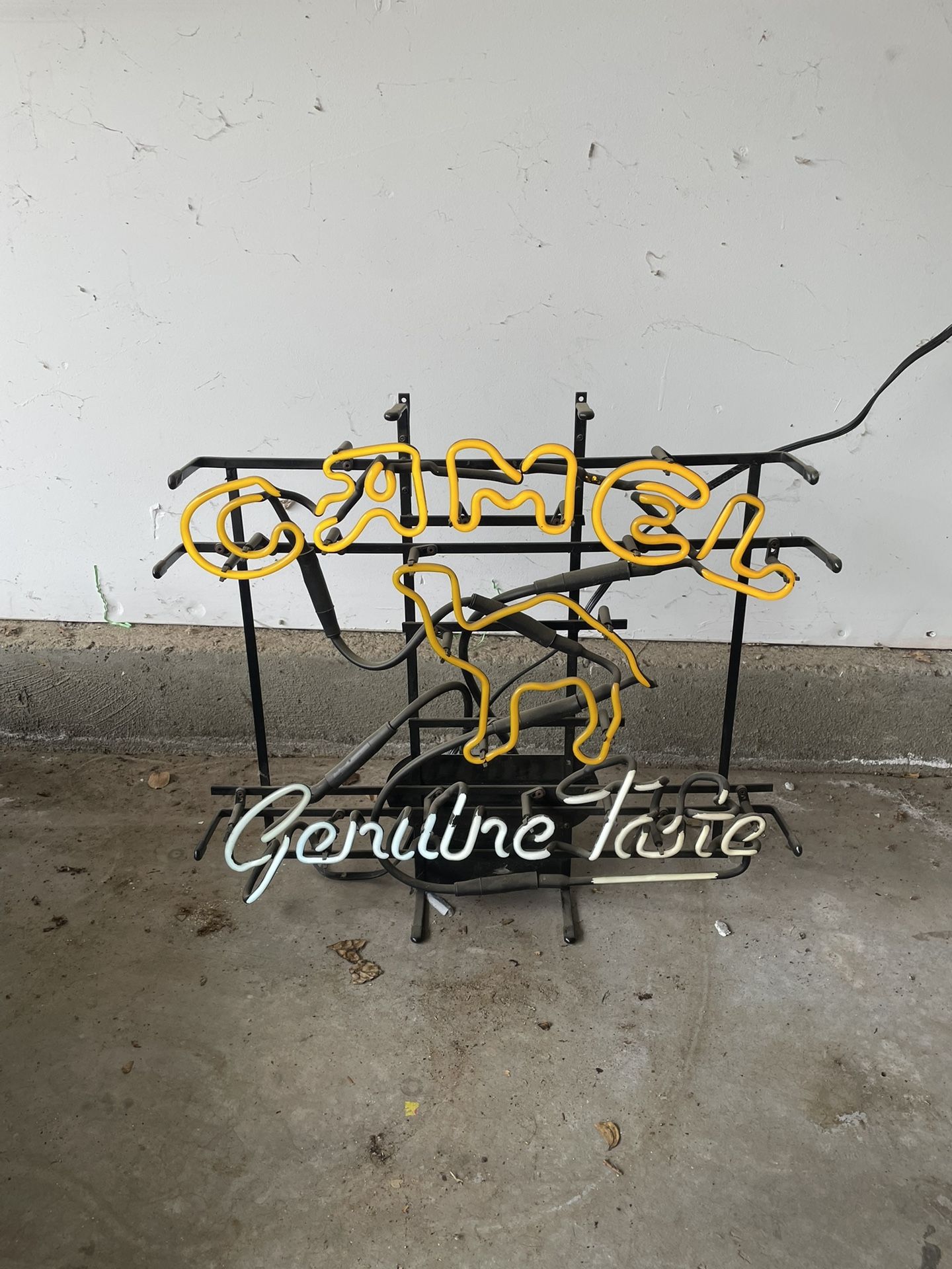 Camel “Genuine Taste” neon sign