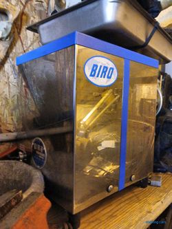 Professional Butcher Shop Meat Grinder 