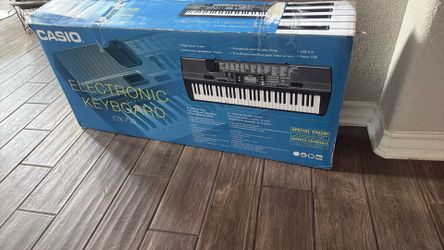 Casio Electronic Keyboard