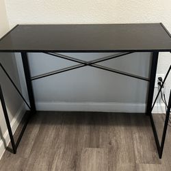 All Black Basic Office/homework Table Obo