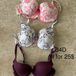 Victoria Secret Padded Non Push Up Bras 34D ( All 3 For 25$) 