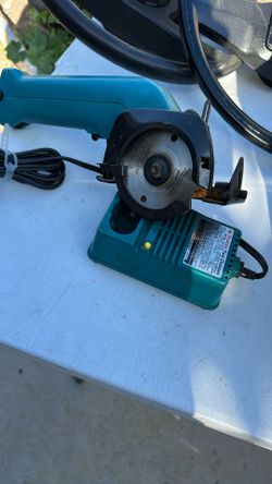 MAkita Saw