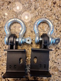 Tow hooks