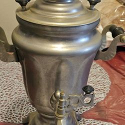 Soviet electric samovar.
