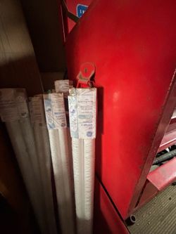 Fluorescent lights