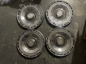 80-85 15’ Caprice Hubcaps