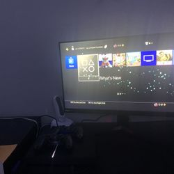 PS4, 32 Inch Lg Monitor/ 2 PS4 Controllers.