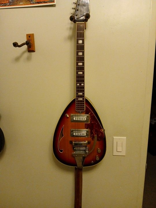 60s Kawai Teardrop Guitar