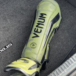 Venum Elite MMA Shin Guards - Khaki Camo (Size L)