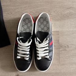 guuci shoes