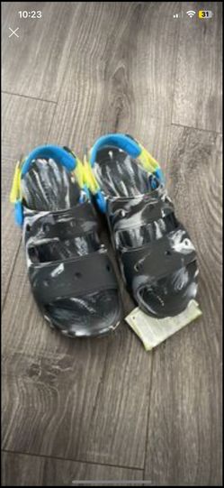 Junior Crocs Sandal Size 5