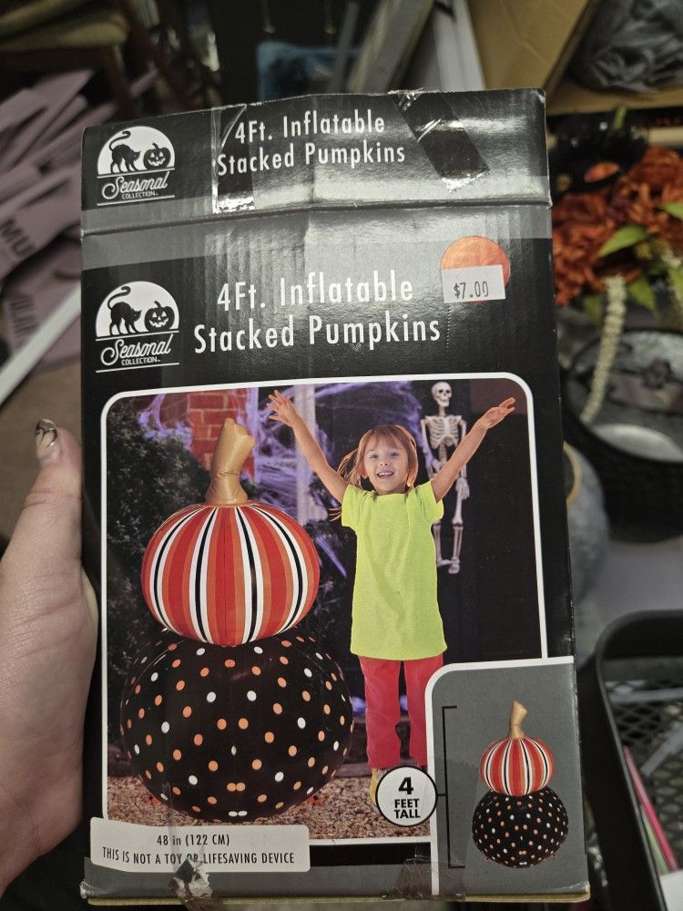Inflatable Stacked Pumpkins 
