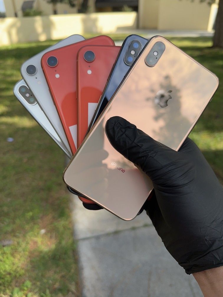 iPhone 8 / 8 Plus / X / XR / XS Max & Unlocked / International Available