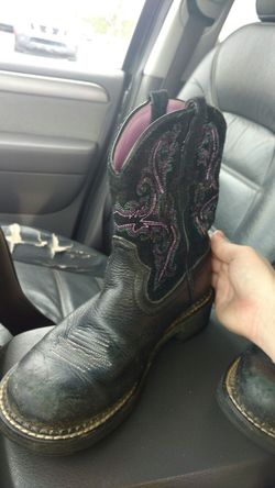 Ariat fat baby size 7 women boots