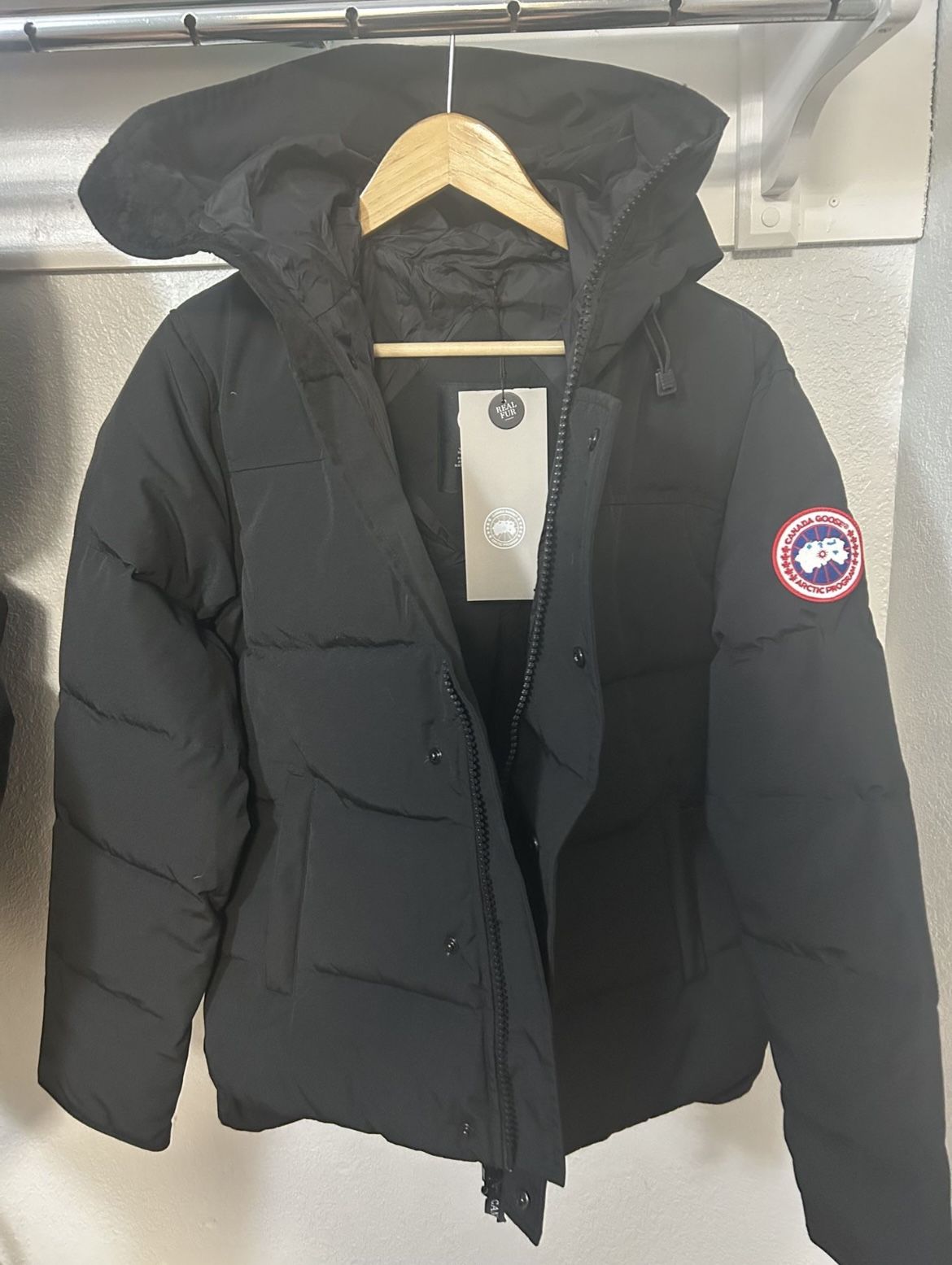 Canada Goose MacMillan Parka Small