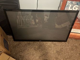 LG Flat Screen TV