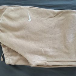 Women’s Nike Sweats 