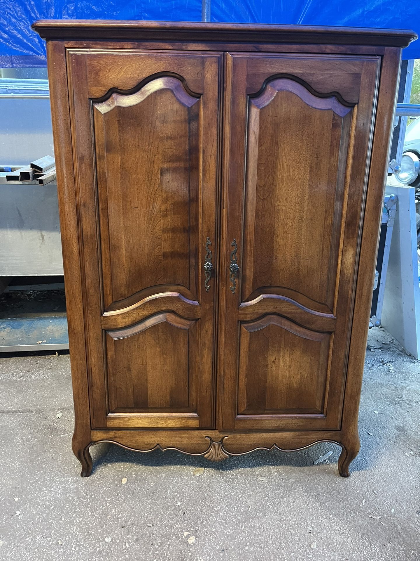 Vintage 1970’s Ethan Allen Mid Century French Provincial Record Cabinet Gentlemen’s Chest Style