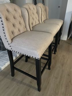 BAR STOOLS