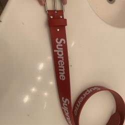 Supreme Repeat Belt Red