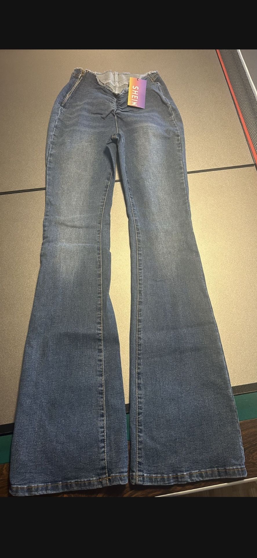New Women’s SHEIN Jeans (Size 26)