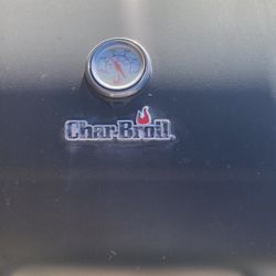 Char-Broil Grill 