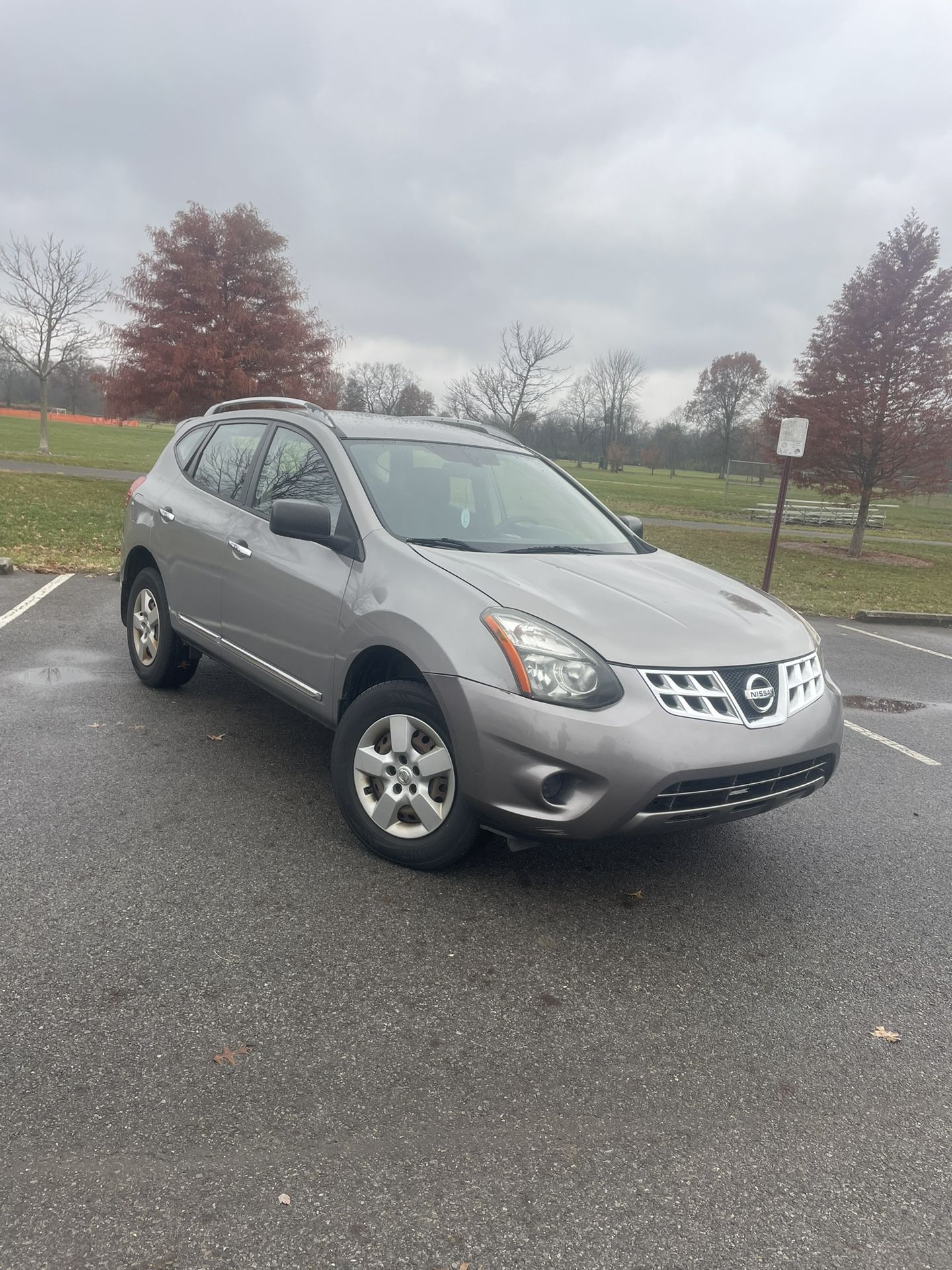 2014 Nissan Rogue Select