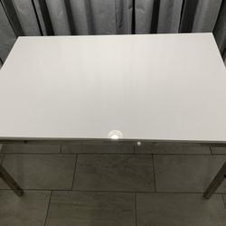 White Dining Table W/Chrome Legs