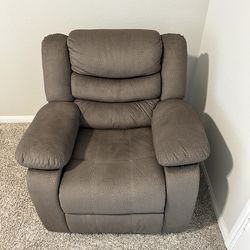 Recliner chair