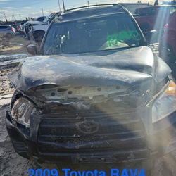 2009 Toyota RAV4 For Parts Only