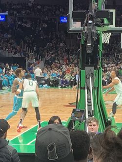 2 Boston Celtics Loge 17 Row L Floor Aisle Seats Tickets Thumbnail