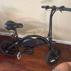 You Can Ride It Just Needs The Battery Other Then That It Turns On It’s In Great Condition Still Rides Fast W Out Battery Just In The Way Need Gone 