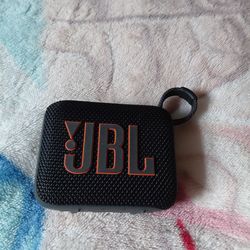 JBL GO 4